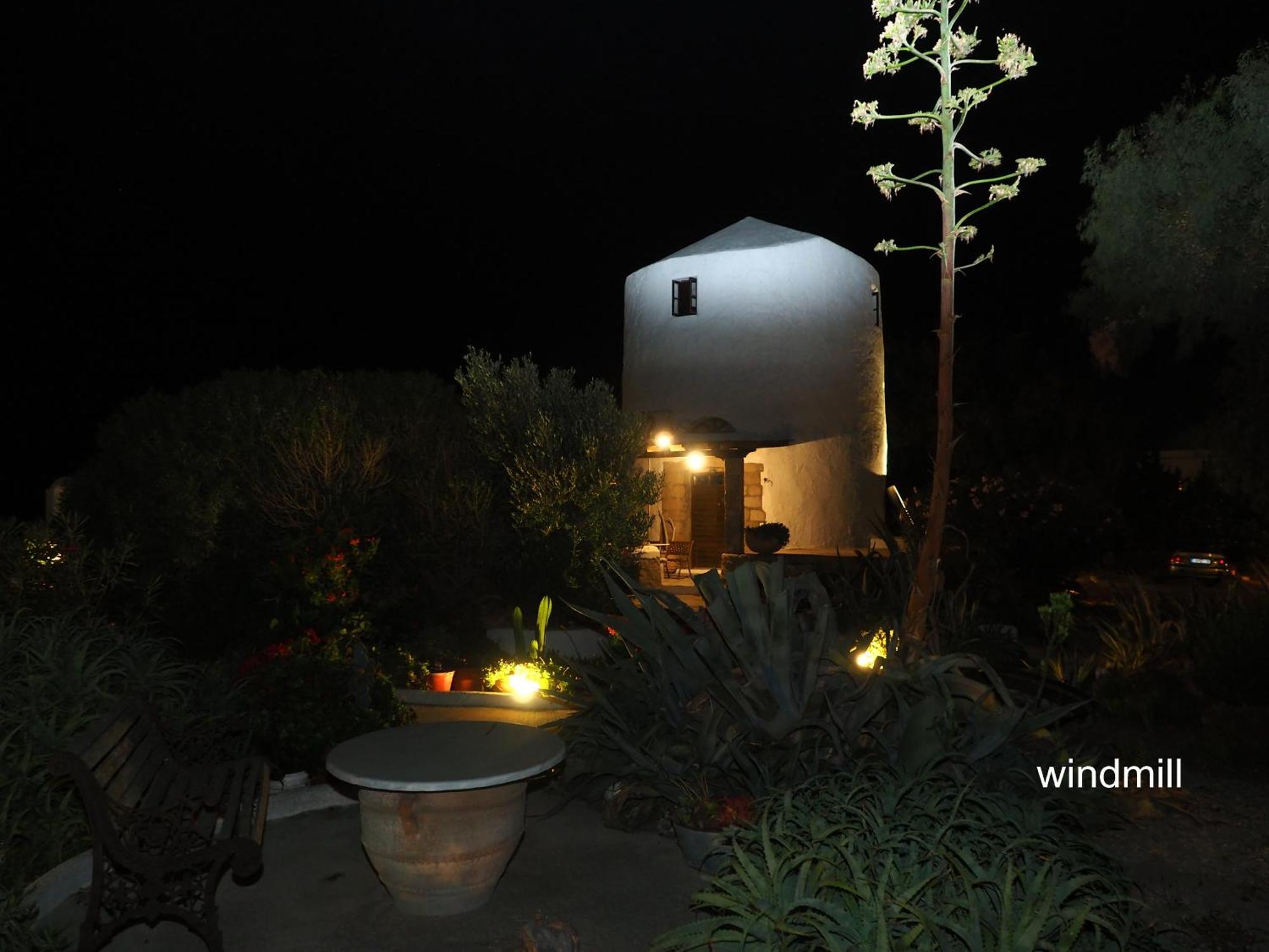Anastasia'S Windmill And Anastasia'S Studio Plaka  Exterior foto
